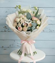 Букет цветов из:  Розы и Лизиантусы #REPLACE_PRED# Мамадыш