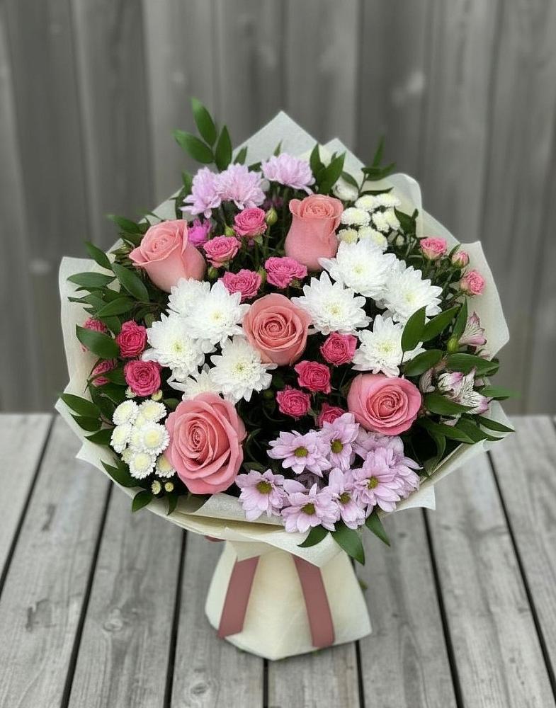 Букет цветов из: Альстромерии, Гвоздики, Розы и Хризантемы в Мамадыш