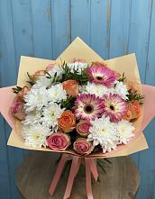 Букет цветов из:  Розы, Герберы и Хризантемы в Мамадыш
