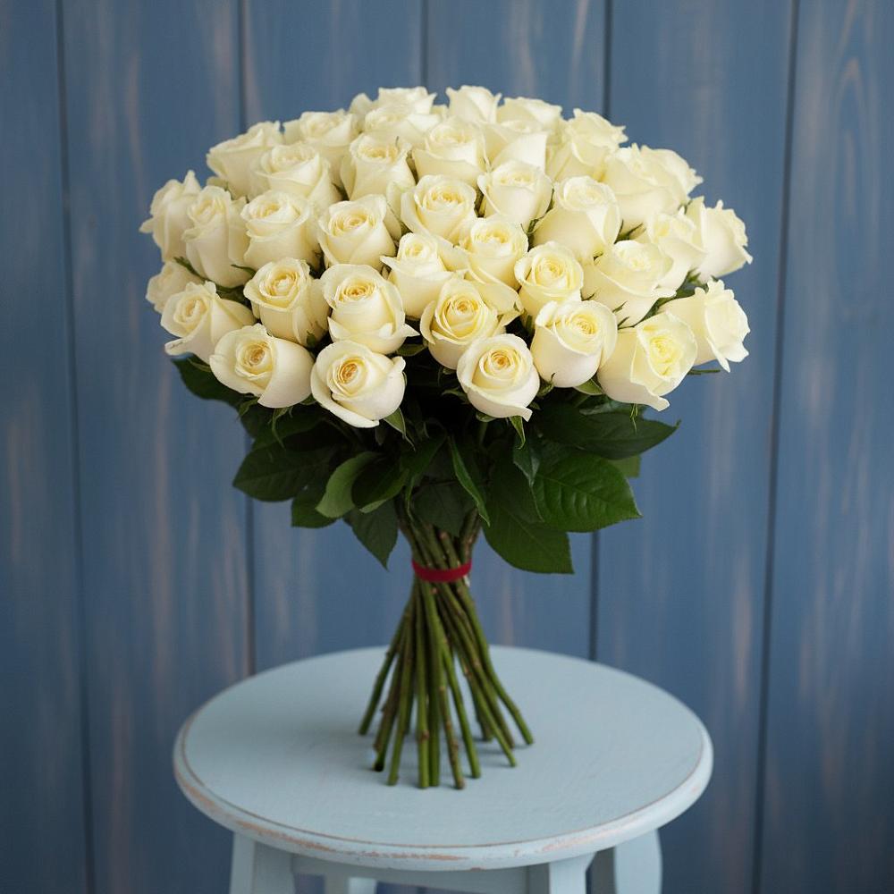 Букет 51 Белая роза Эдлесс Лав в Мамадыш