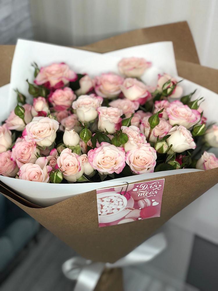 Букет цветов из: Розы в Мамадыш