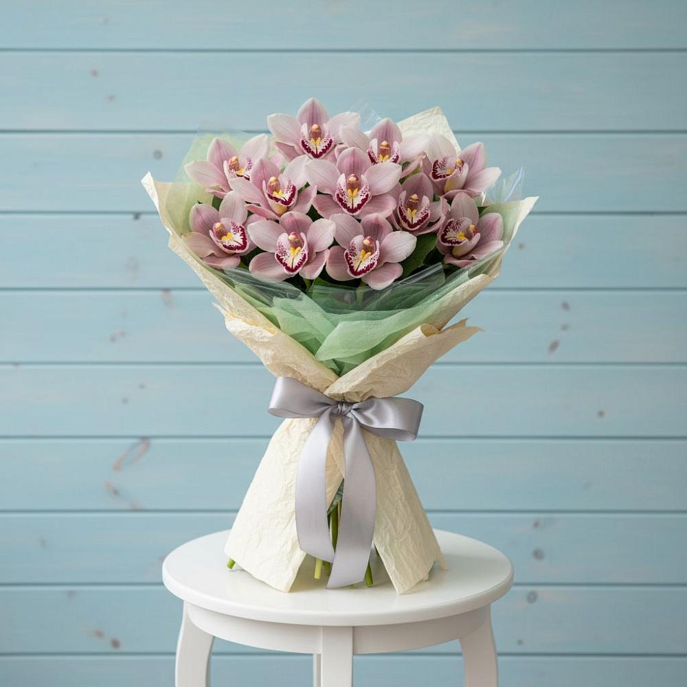 Букет цветов из: Орхидеи и Розы в Мамадыш