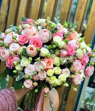 Букет цветов из:  Розы #REPLACE_PRED# Мамадыш