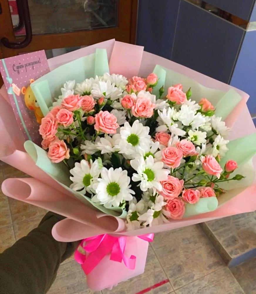 Букет цветов из: Розы и Хризантемы в Мамадыш