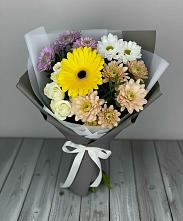 Букет цветов из:  Розы, Герберы и Хризантемы в Мамадыш