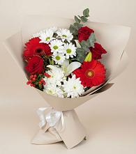 Букет цветов из:  Розы, Хризантемы, Герберы и Лилии в Мамадыш