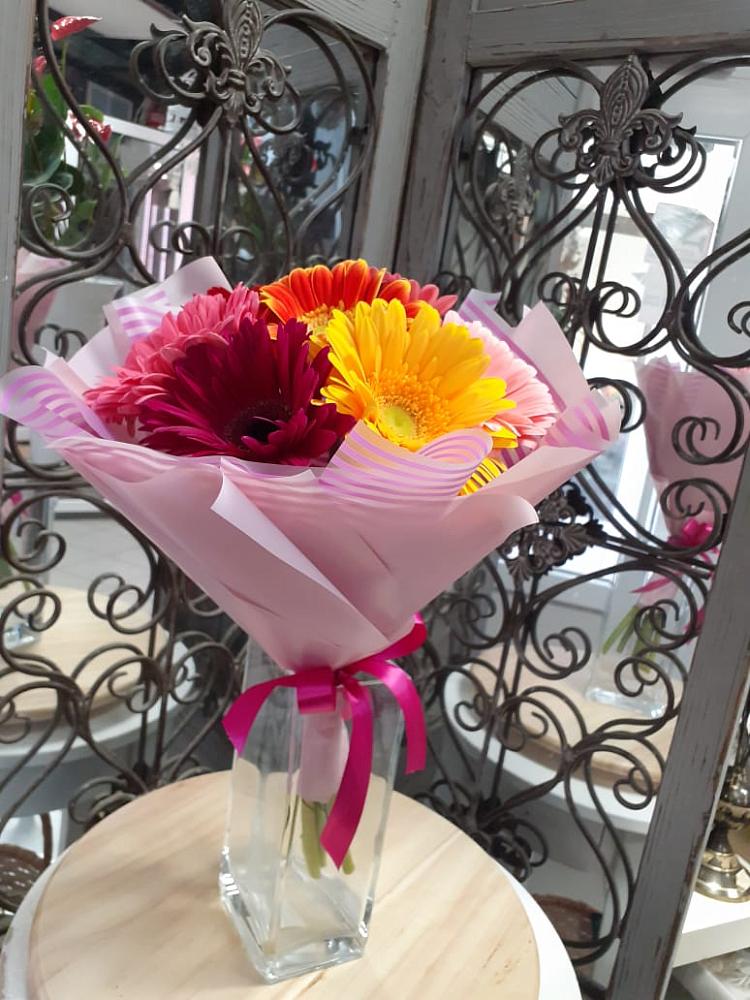 Букет цветов из: Герберы в Мамадыш