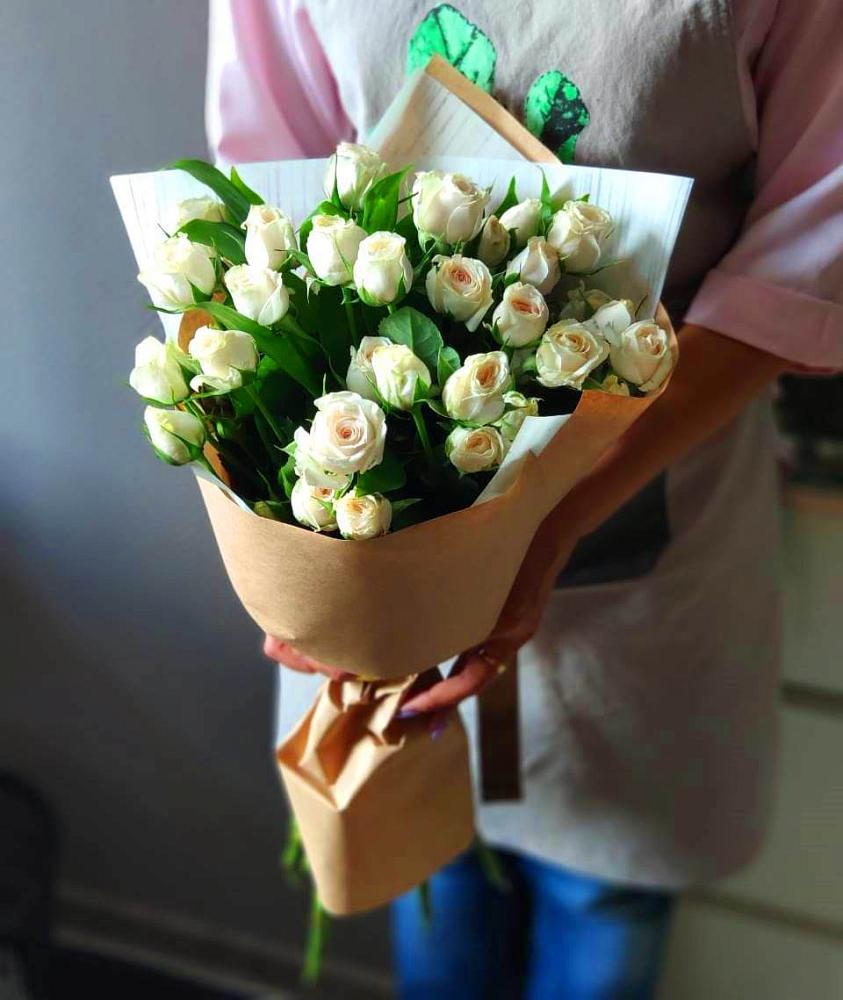 Букет цветов из: Розы в Мамадыш