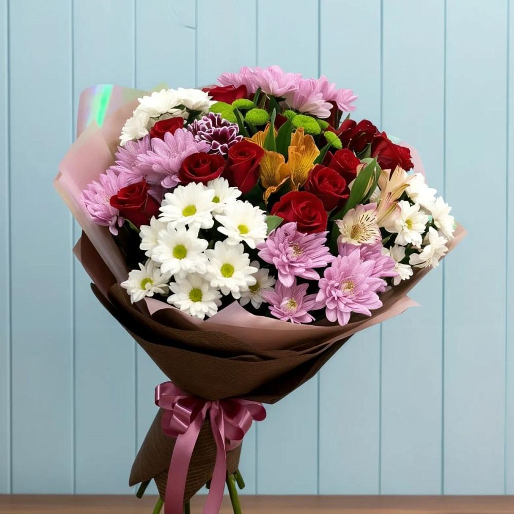 Букет цветов из: Розы, Хризантемы и Альстромерии в Мамадыш