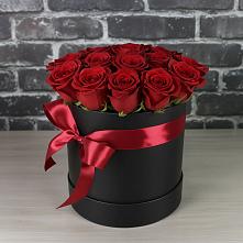 Цветочная композиция из Розы в шляпной коробке в Мамадыш