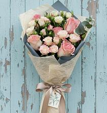 Букет цветов из:  Розы #REPLACE_PRED# Мамадыш