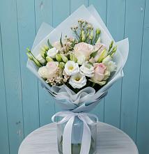 Букет цветов из:  Розы и Лизиантусы в Мамадыш