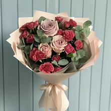 Букет цветов из:  Гвоздики и Розы в Мамадыш