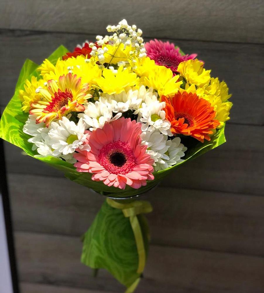Букет цветов из: Герберы и Хризантемы в Мамадыш
