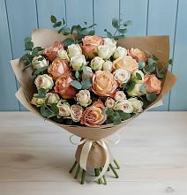 Букет цветов из:  Альстромерии и Розы в Мамадыш