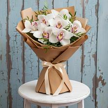Букет цветов из:  Орхидеи и Розы в Мамадыш